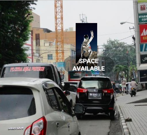 Sewa Reklame Billboard Tokabe.id - Di S. Parman Street (Crystal Palace Shophouse Complex), Medan Kota, Provinsi Sumatera Utara - Harga sewa billboard Medan
