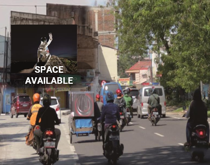 Sewa Reklame Billboard Tokabe.id - Di AH. Nasution Street, di persimpangan dengan Karya Jaya Street, Medan Kota, Provinsi Sumatera Utara - Billboard Lintas Sumatera