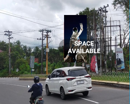 Sewa Reklame Billboard Tokabe.id - Di Jendral Sudirman Street, Tugu Juang Persimpangan, Sungai Liat Kecamatan, Bangka Kabupaten - Titik billboard strategis Medan