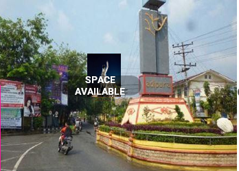 Sewa Reklame Billboard Tokabe.id - General Sudirman Street, Adipura Monument, Tanjungbalai - Harga sewa billboard Medan