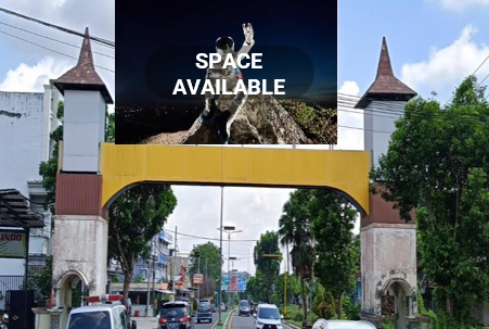 Sewa Reklame Billboard Tokabe.id - Soekarno-Hatta Street, Beluluk Kelurahan, Pangkalan Baru Kecamatan, Airport Entrance Persimpangan (view from Pangkal Pinang menuju Central Bangka) - Titik billboard strategis Medan