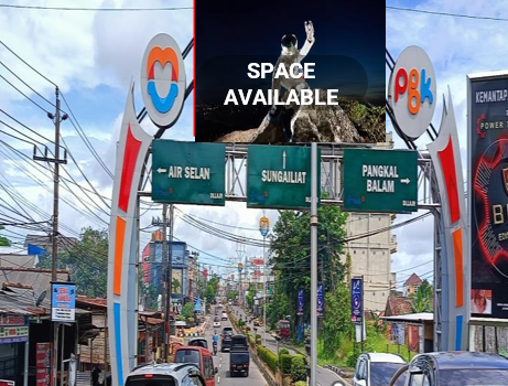 Sewa Reklame Billboard Tokabe.id - Di Jend. Sudirman Street, Selindung Kelurahan, Gabek Kecamatan, Pangkal Pinang City, Bangka Belitung (view from Sungai Liat towards Pangkal Pinang City) - Titik billboard strategis Medan