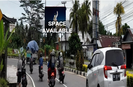 Sewa Reklame Billboard Tokabe.id - Di Depati Amir Hamzah Street, Air Raya Kelurahan, Tanjung Pandan Kecamatan, Belitung Kabupaten (view from the airport towards Tanjung Pandan City Center) - Sewa baliho Medan murah