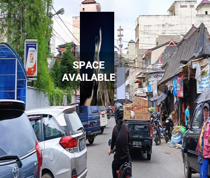 Sewa Reklame Billboard Tokabe.id - Di Pegadaian Street, BTC Four-Way Persimpangan, Rangkul Kecamatan, Pangkal Pinang City, Bangka Belitung (view from BTC Mall / Ramayana Mall towards Jend. Sudirman Street, Pangkal Pinang City) - Billboard Lintas Sumatera