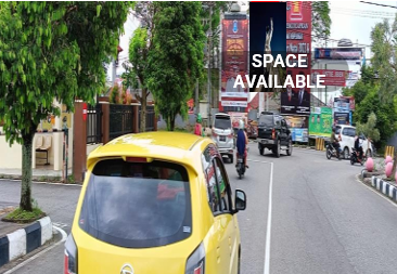 Sewa Reklame Billboard Tokabe.id - Di Stania Street, Transmart Persimpangan, Gerunggang Kecamatan, Pangkal Pinang City (view from Ahmad Yani Street towards Stania Street) - Sewa baliho Medan murah