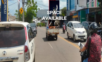 Sewa Reklame Billboard Tokabe.id - Di Jend. Sudirman Street, Manggar Kecamatan, East Belitung Kabupaten, Bangka Belitung Provinsi (view from Manggar City towards Gantung) - Sewa baliho Medan murah